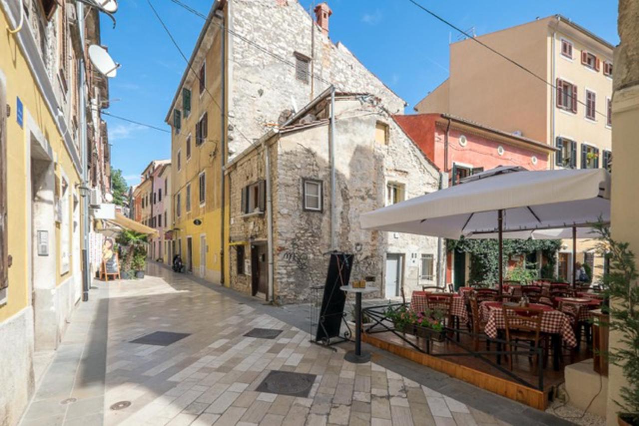 Alighieri Unique Apartment Pula Exterior photo